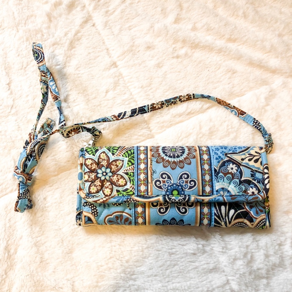 Vera Bradley Wallet on a String (Bali Blue)